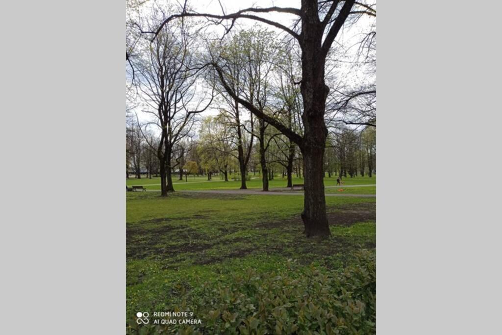 Latgales139 6 Can Stay Park In Front Of The House Free Parking Behind The Fence Self Check In Out Riga Luaran gambar
